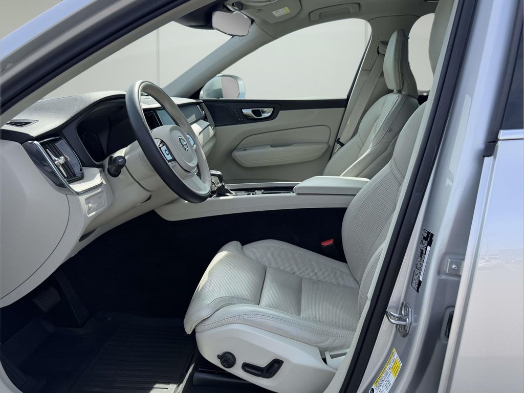Used 2021 Volvo XC60 T5 Inscription w/ Protection Package Premier FWD image 15