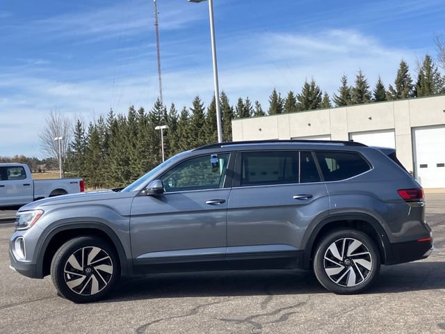 Used 2024 Volkswagen Atlas SE image 26