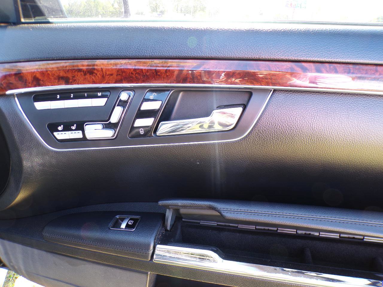 Used 2013 Mercedes-Benz S 550 4MATIC image 25