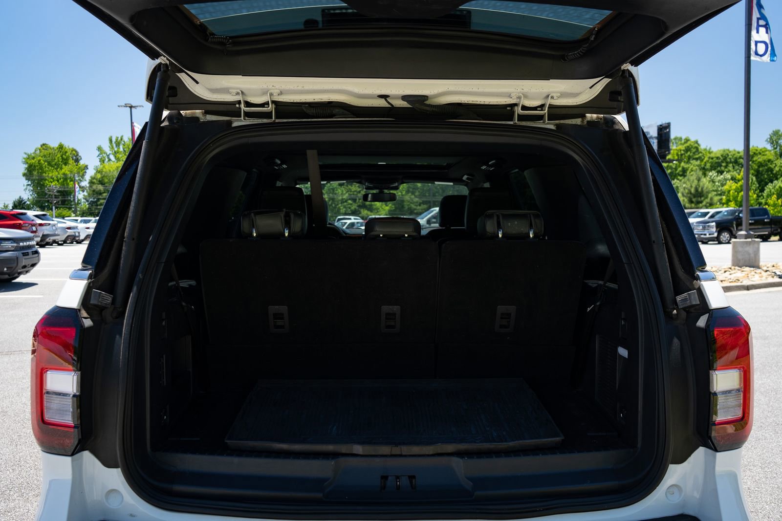 Used 2022 Ford Expedition Timberline AWD/4WD image 9