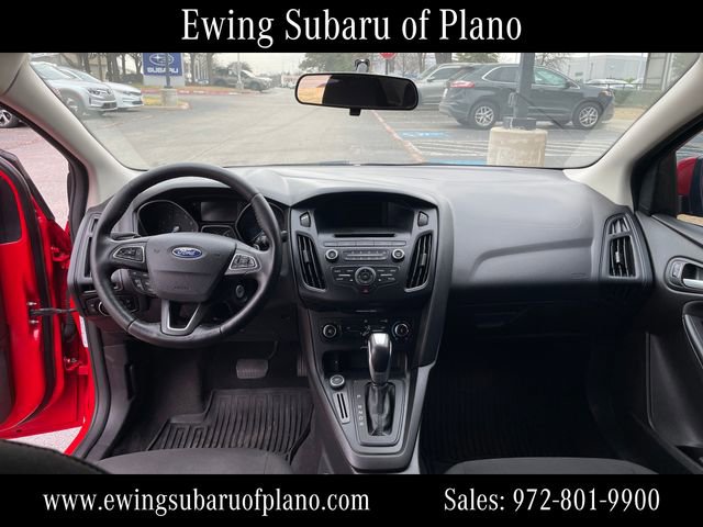 Used 2015 Ford Focus SE w/ SE Sport Package image 13