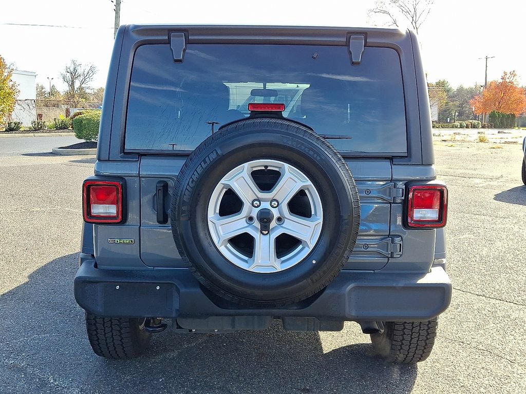 Used 2021 Jeep Wrangler Unlimited Sport AWD/4WD image 10