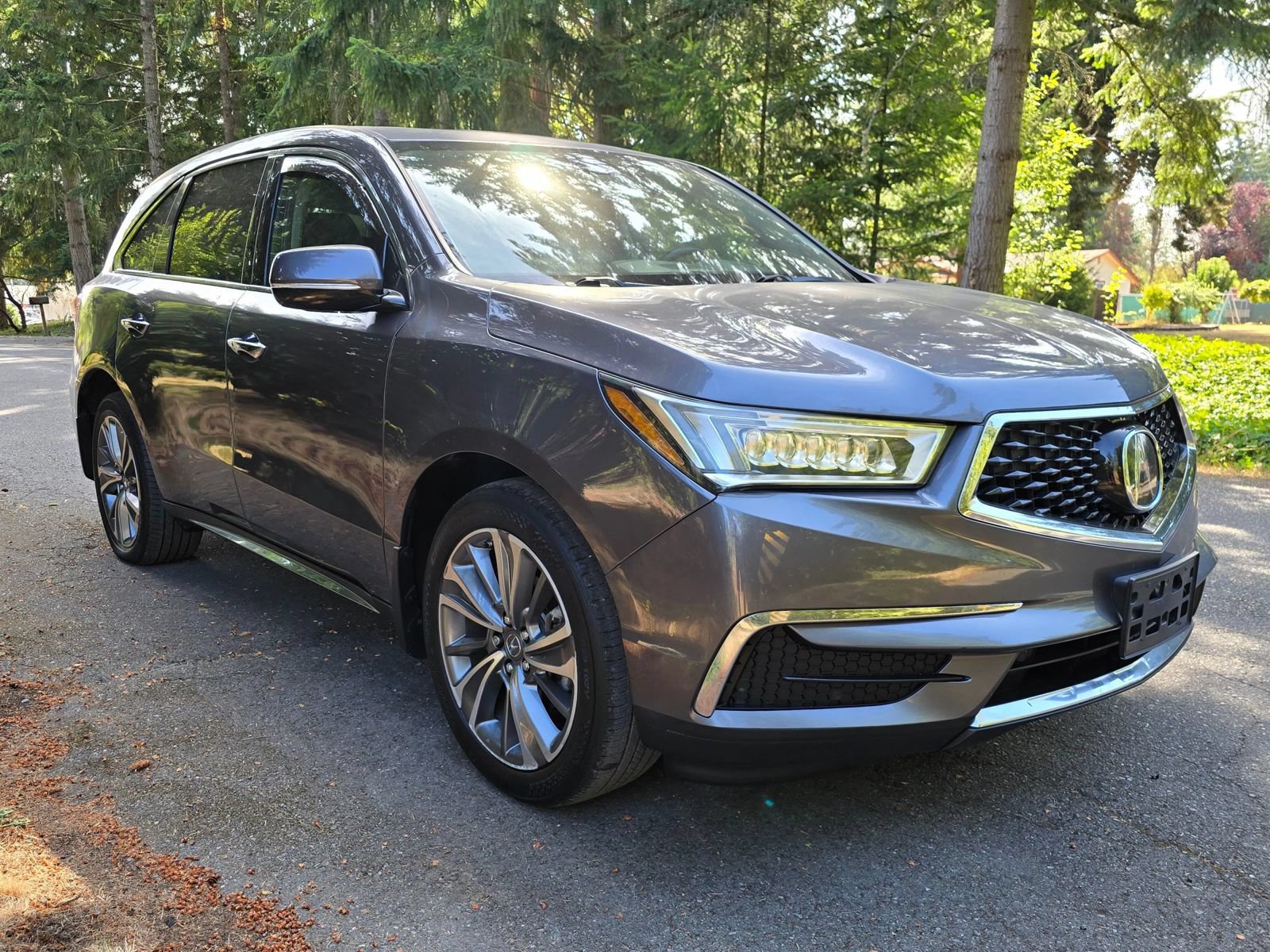 Used 2017 Acura MDX w/ Technology Package AWD/4WD image 7