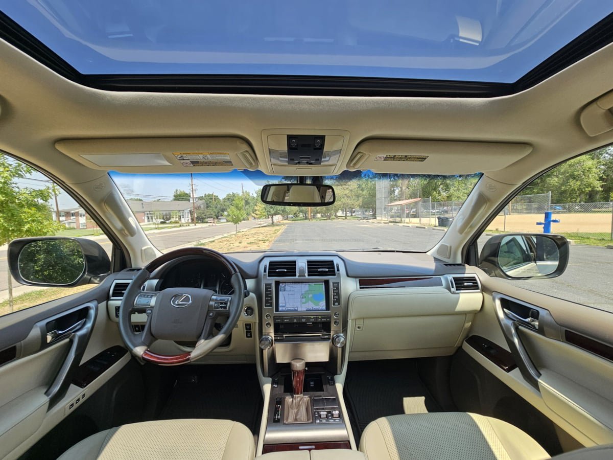 Used 2012 Lexus GX 460 w/ Comfort Plus Pkg AWD/4WD image 54