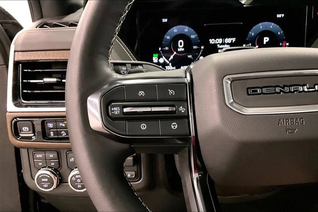 Used 2025 GMC Yukon XL Denali Ultimate AWD/4WD image 27