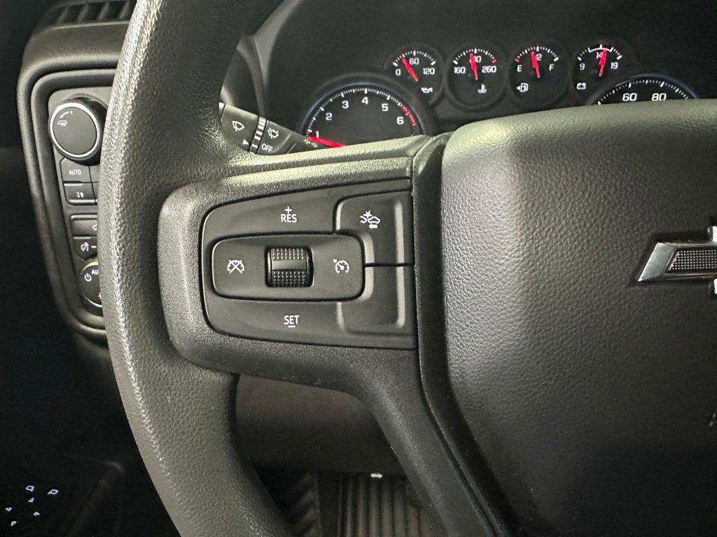 Certified 2024 Chevrolet Silverado 1500 Custom Trail Boss w/ LPO, Dark Essentials Package image 10