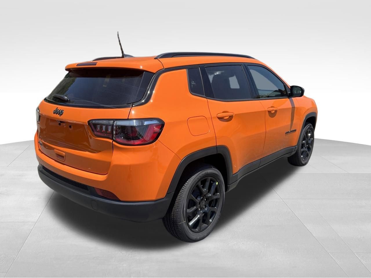 New 2026 Jeep Compass Latitude AWD/4WD image 5