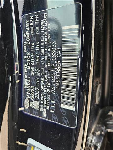 Used 2023 Hyundai Elantra Blue image 22