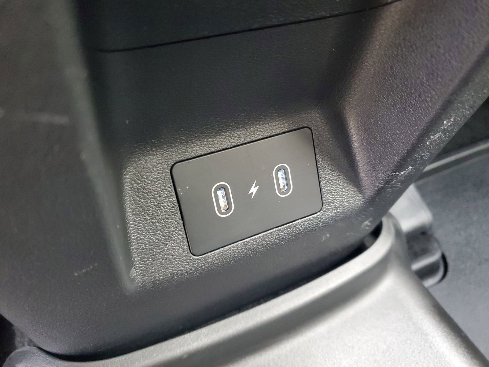 Used 2025 Hyundai Tucson SE FWD image 11