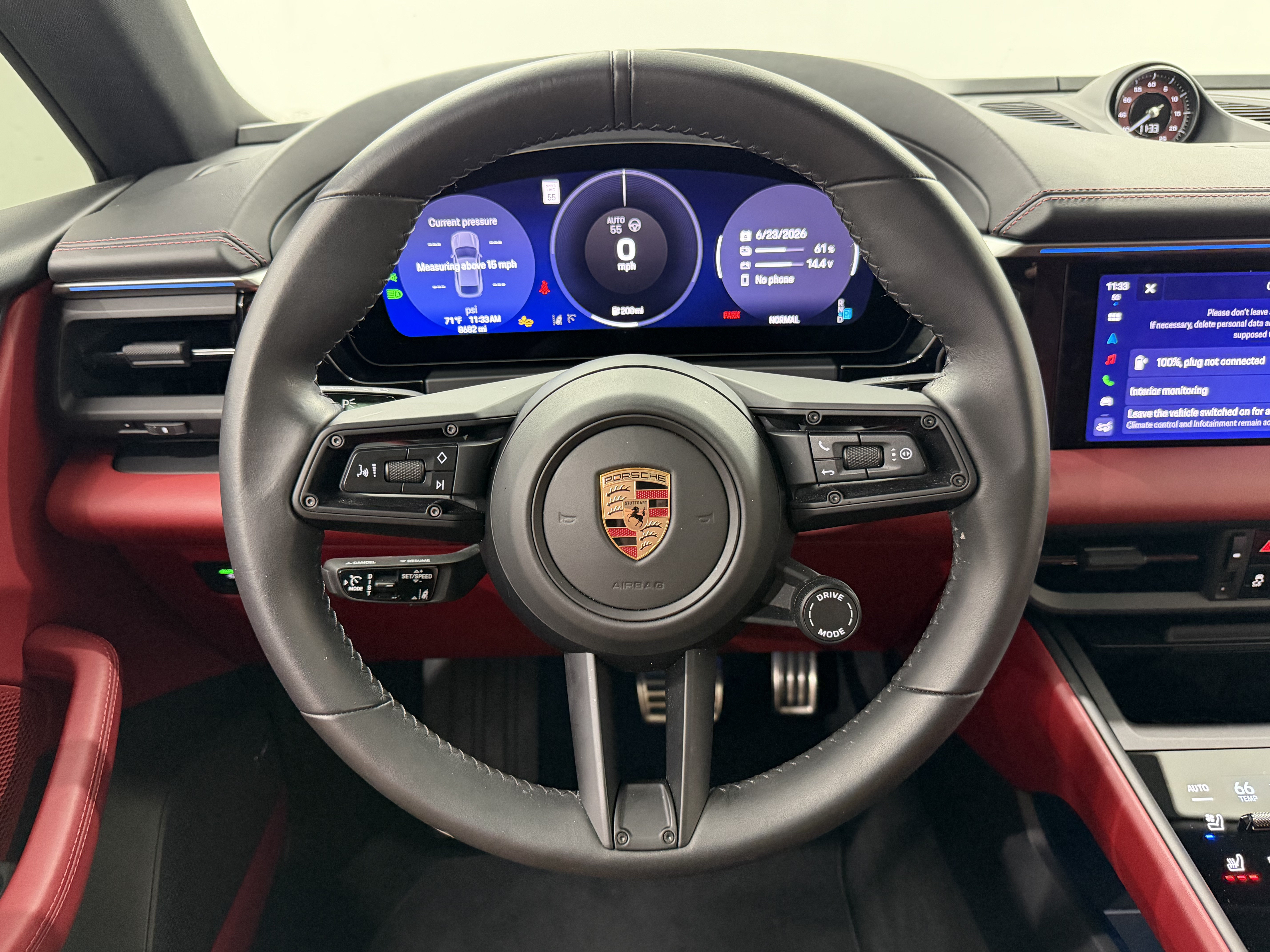 Used 2025 Porsche Macan 4S Electric AWD/4WD image 48