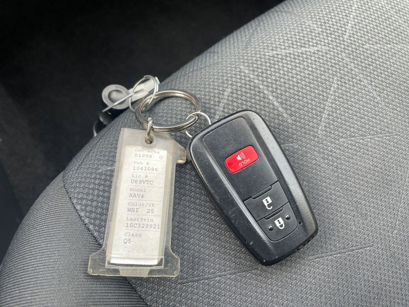 Used 2025 Toyota RAV4 XLE w/ Weather Package FWD image 18