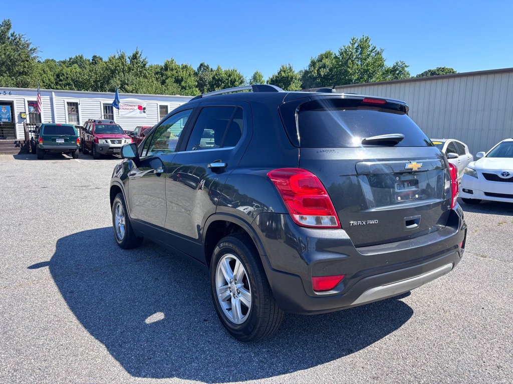 Used 2019 Chevrolet Trax LT w/ Driver Confidence Package AWD/4WD image 5