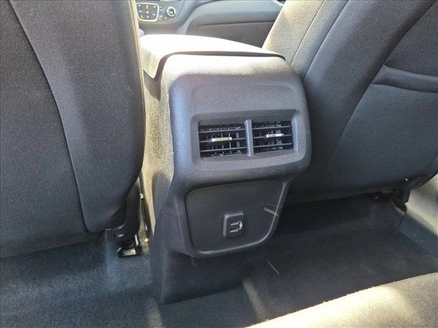 Used 2024 Chevrolet Equinox LT AWD/4WD image 17