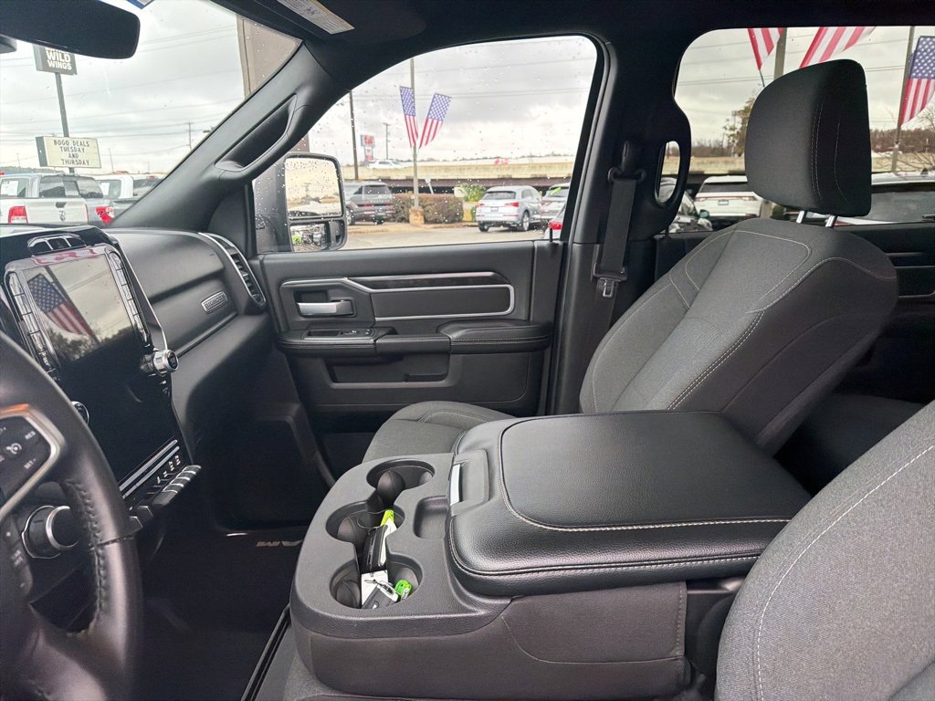 Used 2024 RAM 2500 Big Horn w/ Sport Appearance Package image 23