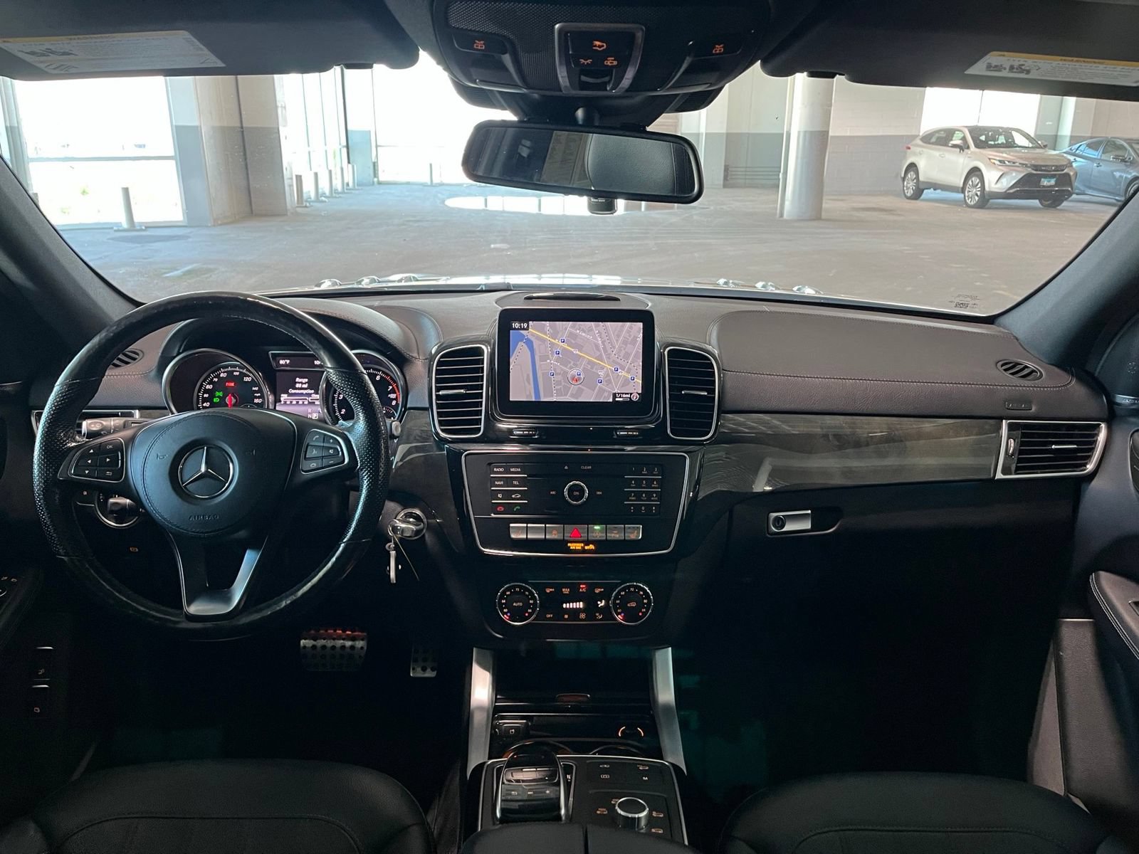 Used 2019 Mercedes-Benz GLS 450 4MATIC image 41