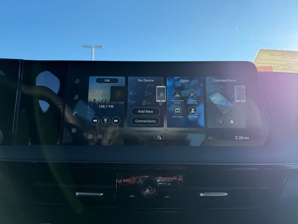 New 2026 Nissan Kicks SR image 25