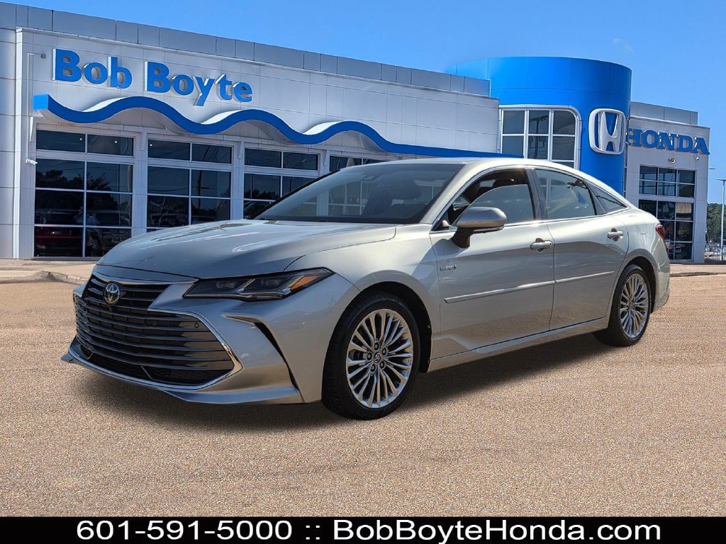 Used 2019 Toyota Avalon Limited w/ Advanced Safety Package FWD image 1