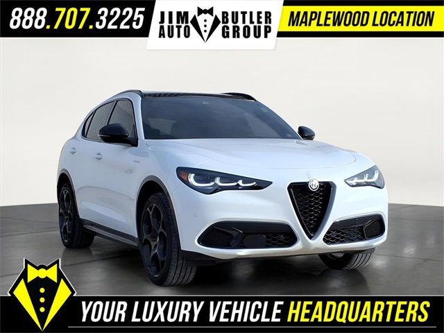 Used 2024 Alfa Romeo Stelvio Veloce image 6