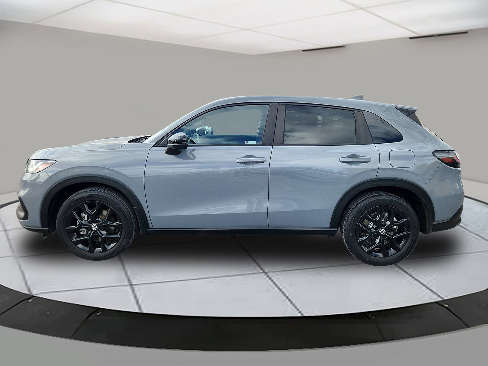 Used 2023 Honda HR-V Sport image 2