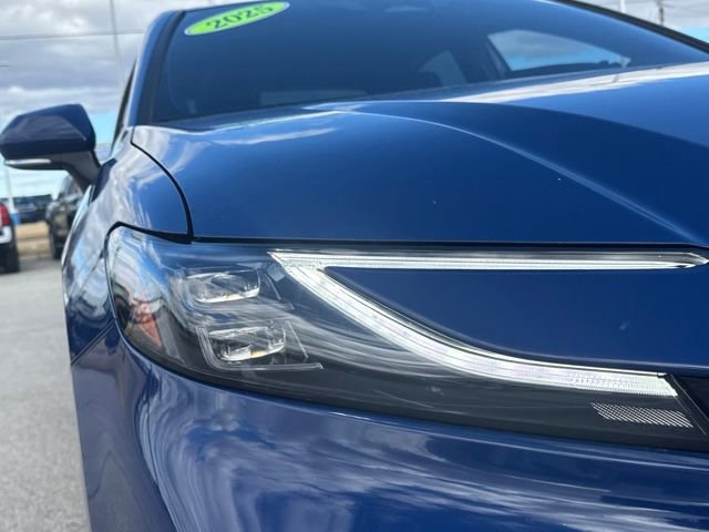 Used 2025 Toyota Camry XSE image 12