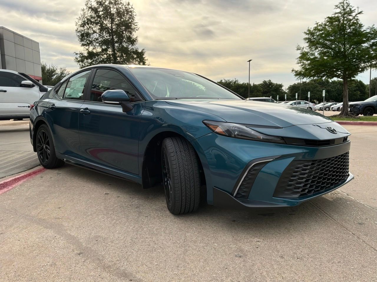 New 2026 Toyota Camry SE image 4