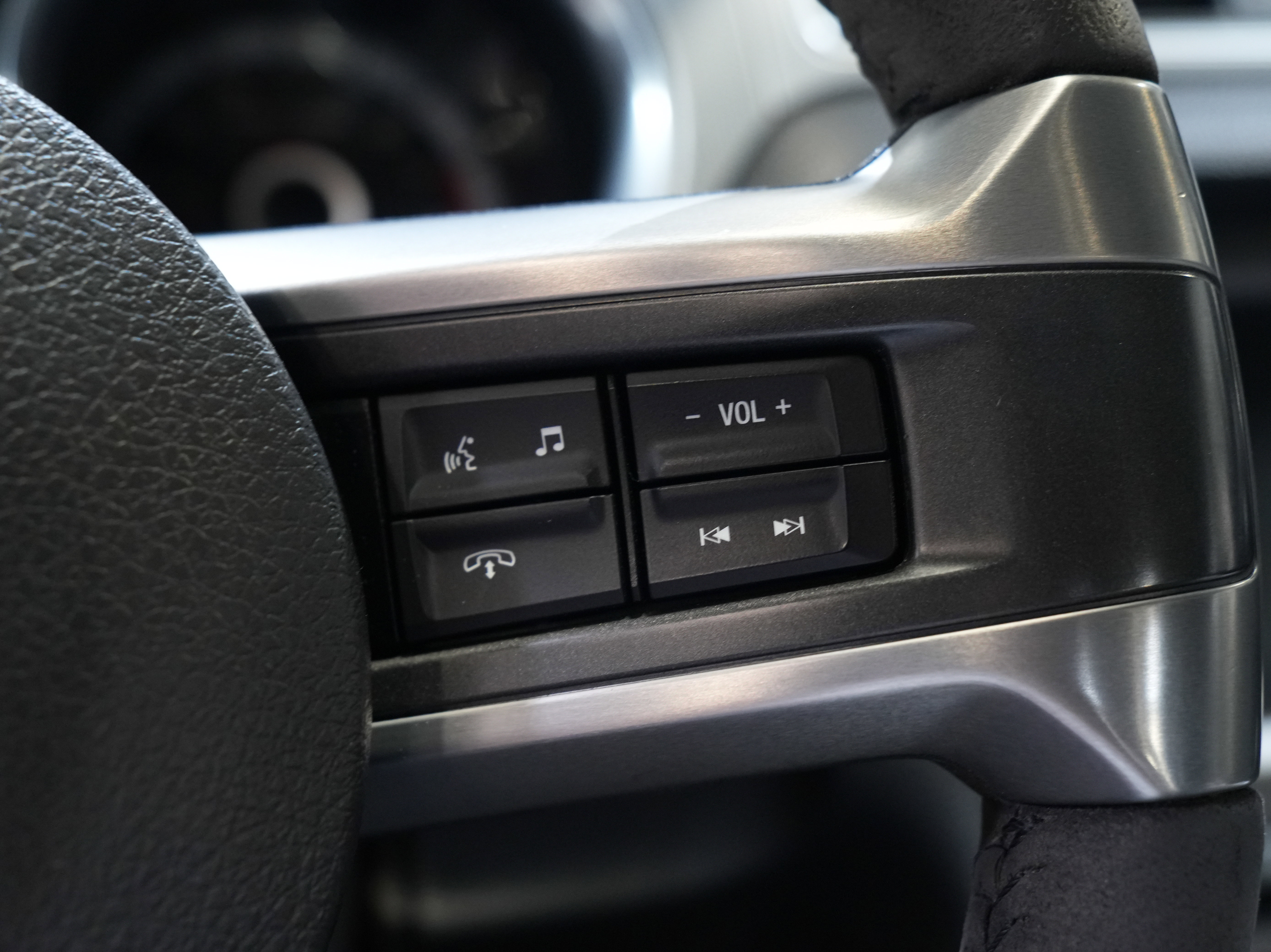 Used 2013 Ford Mustang Shelby GT500 w/ Electronics Pkg image 35