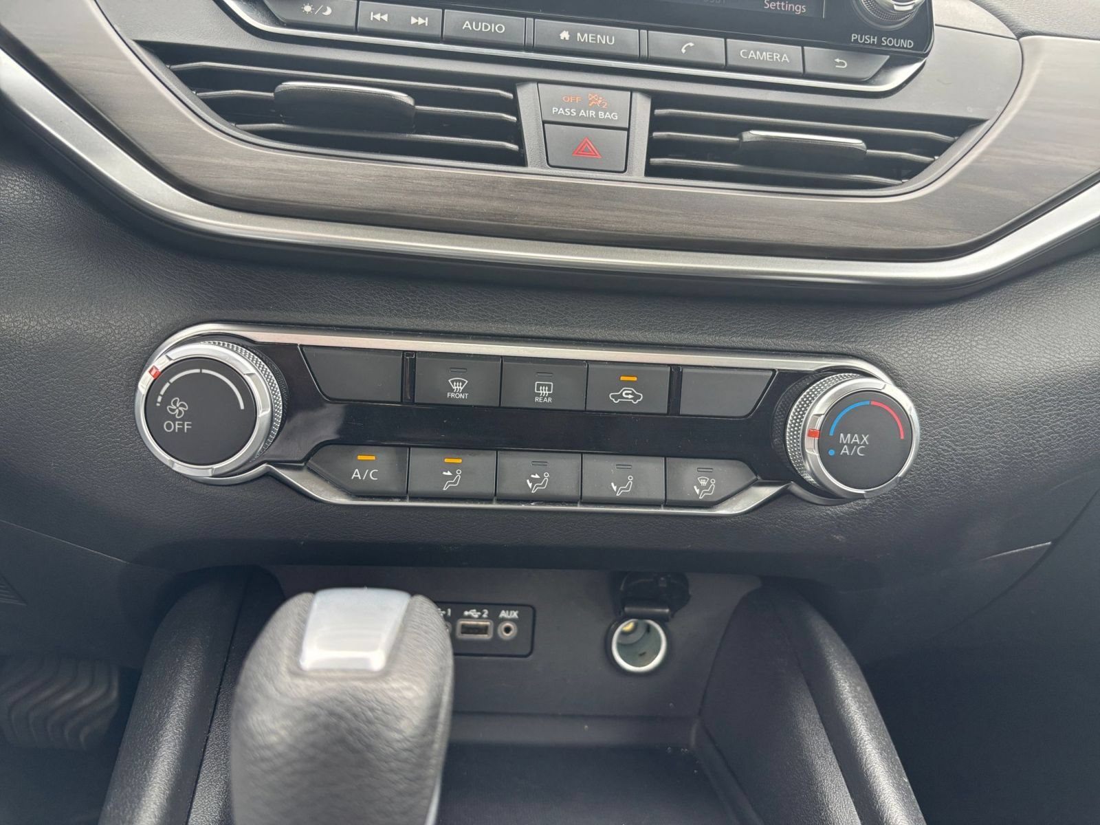 Used 2025 Nissan Altima 2.5 SV FWD image 16