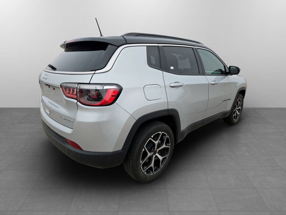 Used 2025 Jeep Compass Limited image 6