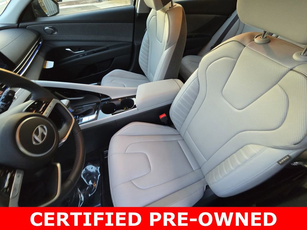 Certified 2025 Hyundai Elantra Limited image 15