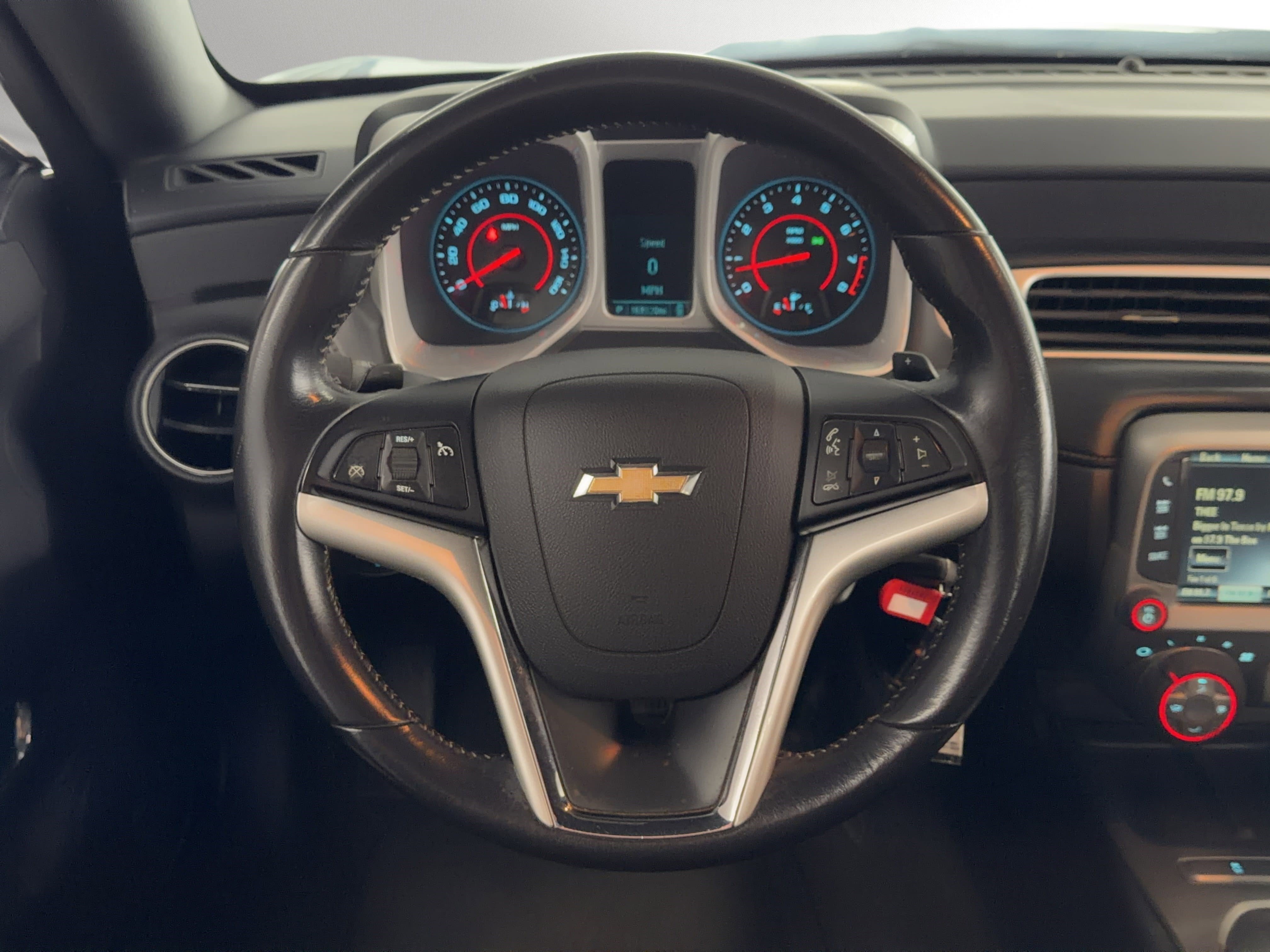 Used 2015 Chevrolet Camaro LT RWD image 19
