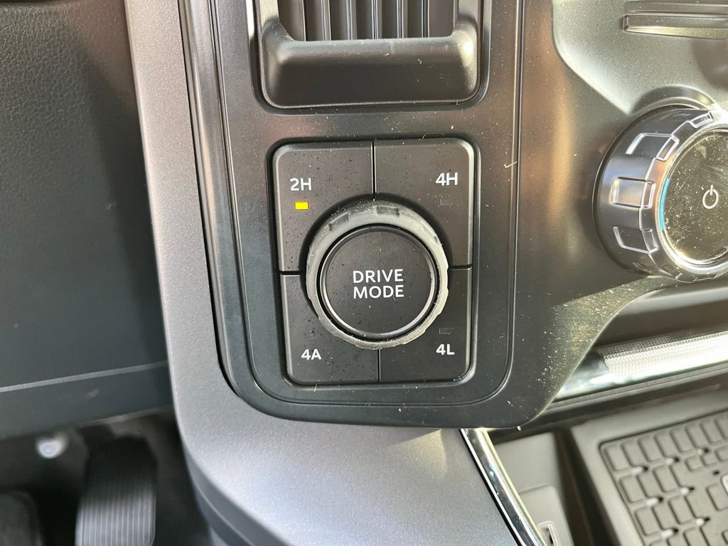 New 2026 Ford F150 Lariat w/ Equipment Group 502A High image 17