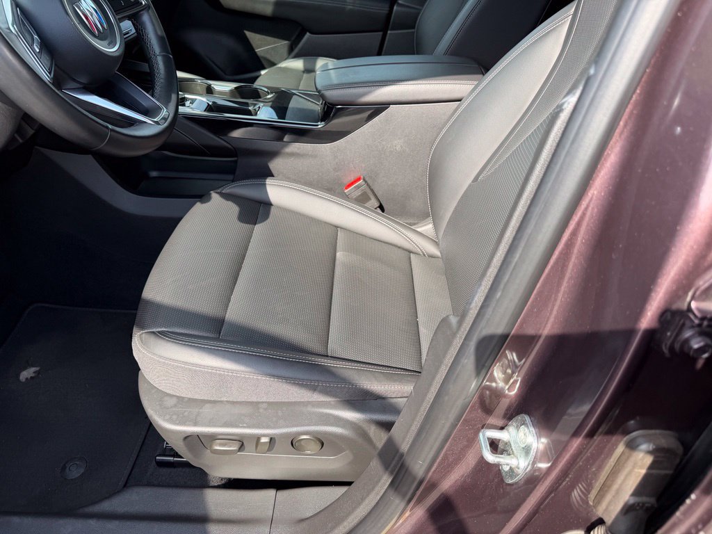 Certified 2024 Buick Envision Preferred AWD/4WD image 15