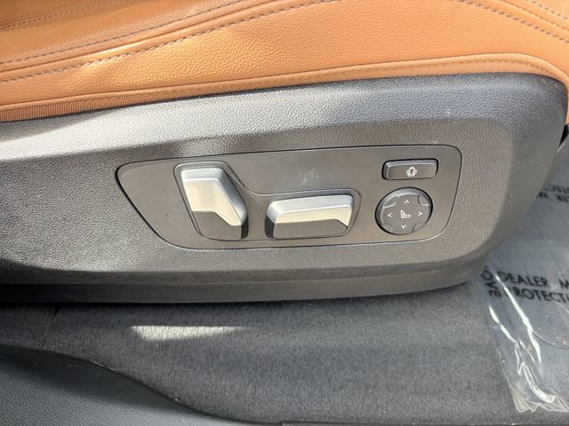 Used 2022 BMW X5 xDrive45e w/ Climate Comfort Package AWD/4WD image 19