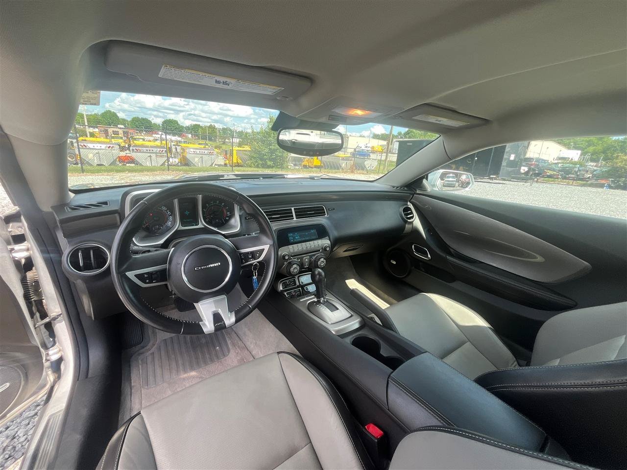 Used 2010 Chevrolet Camaro SS w/ LPO, Ground Effects Package RWD image 20