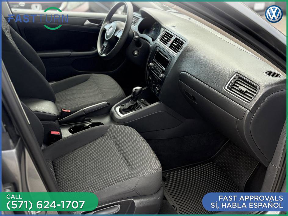 Used 2014 Volkswagen Jetta S image 16