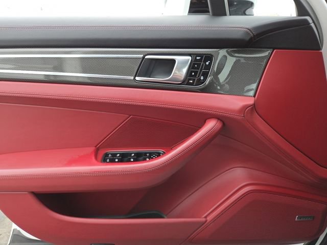 Used 2017 Porsche Panamera Turbo image 36