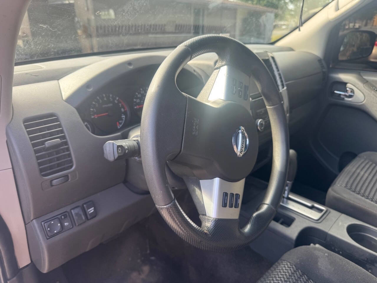 Used 2018 Nissan Frontier SV RWD image 13
