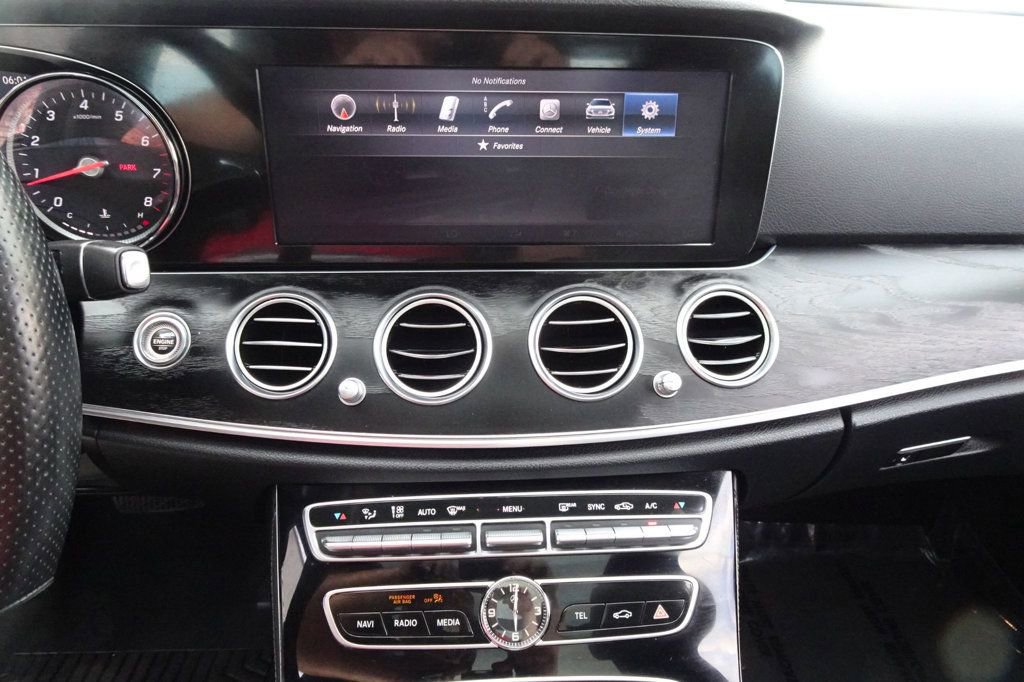 Used 2017 Mercedes-Benz E 300 4MATIC image 17