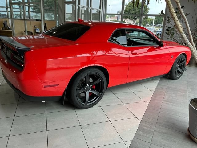 Used 2021 Dodge Challenger SRT Hellcat w/ Plus Package RWD image 5