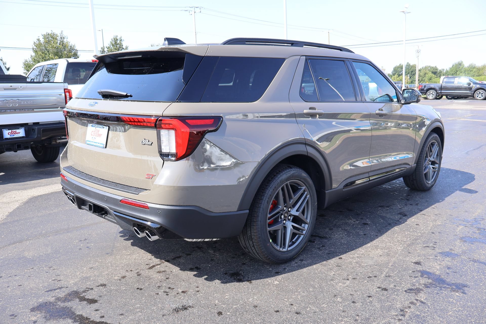 New 2026 Ford Explorer ST w/ Sun And Sound Package AWD/4WD image 23