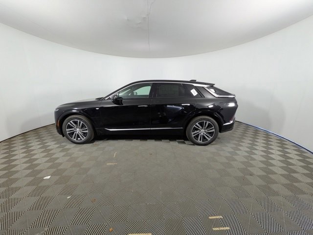 New 2026 Cadillac Lyriq Luxury image 25