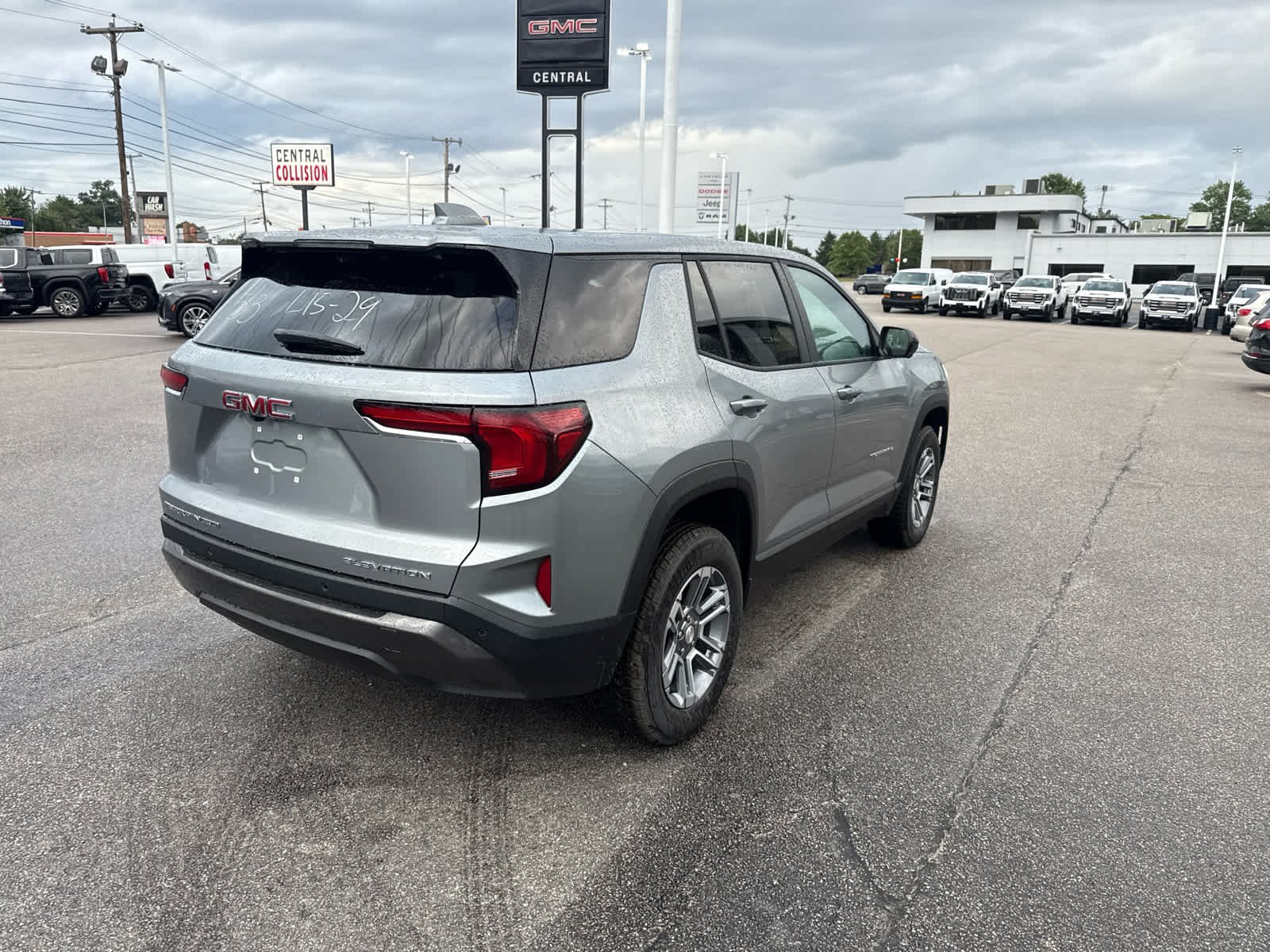 New 2027 GMC Terrain Elevation w/ Technology Package II AWD/4WD image 5