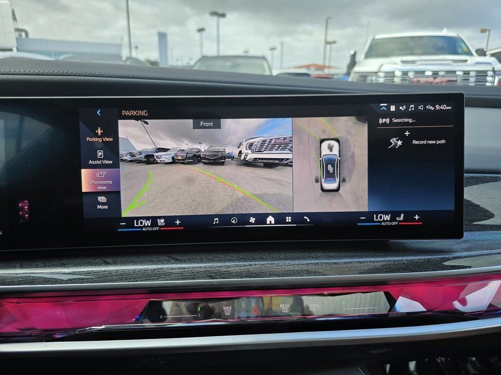 Used 2024 BMW i7 xDrive60 image 7