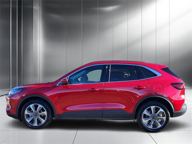 Used 2023 Ford Escape Platinum w/ Premium Technology Package image 29