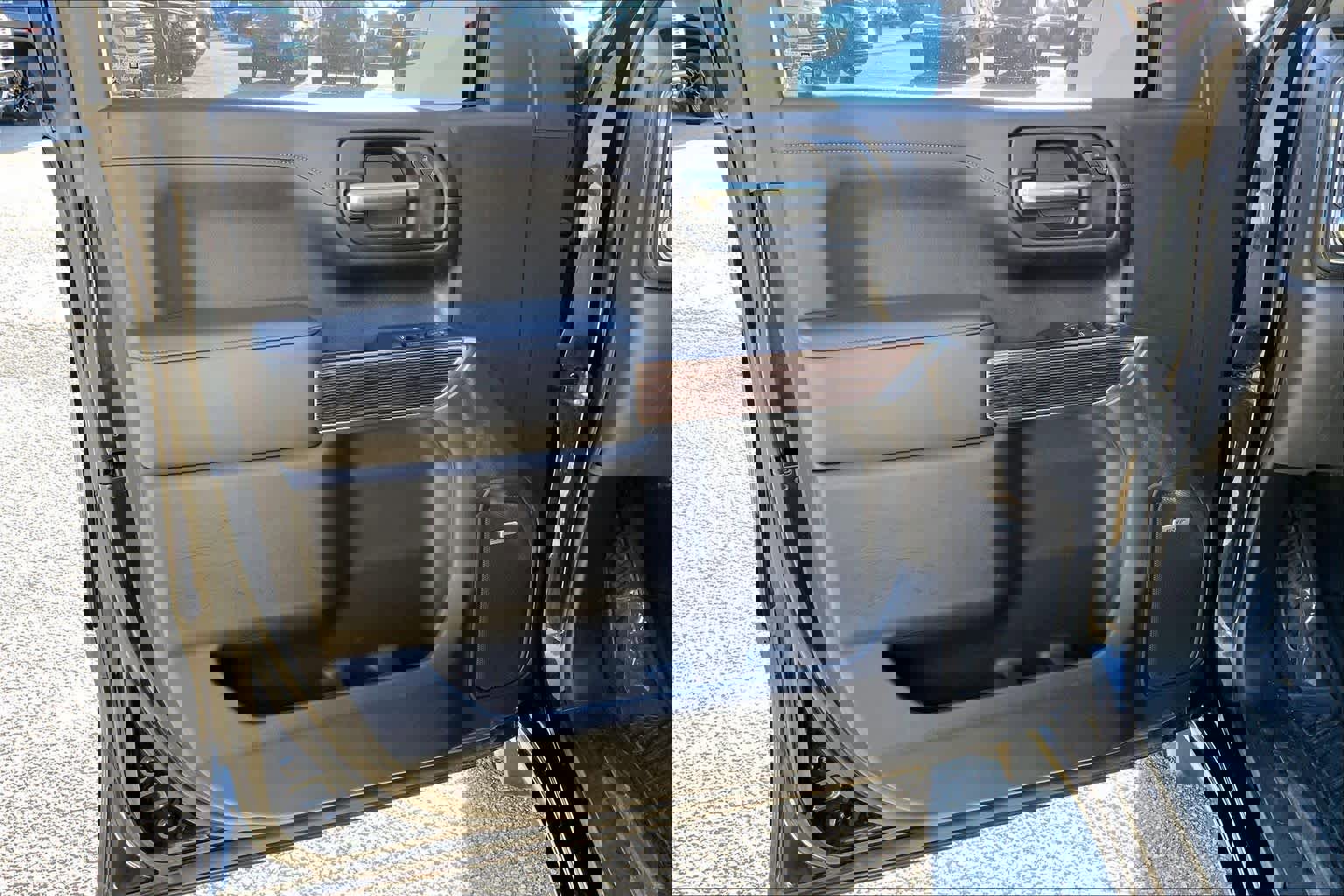 Used 2020 GMC Sierra 1500 Elevation w/ Elevation Value Package image 21