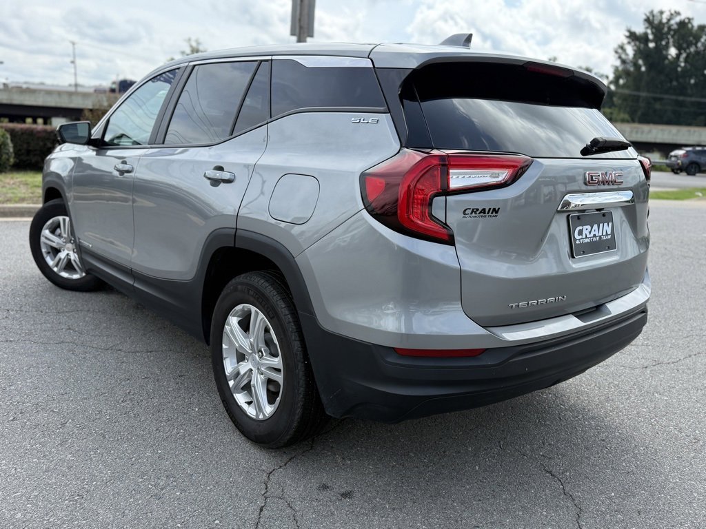 Used 2024 GMC Terrain SLE image 5
