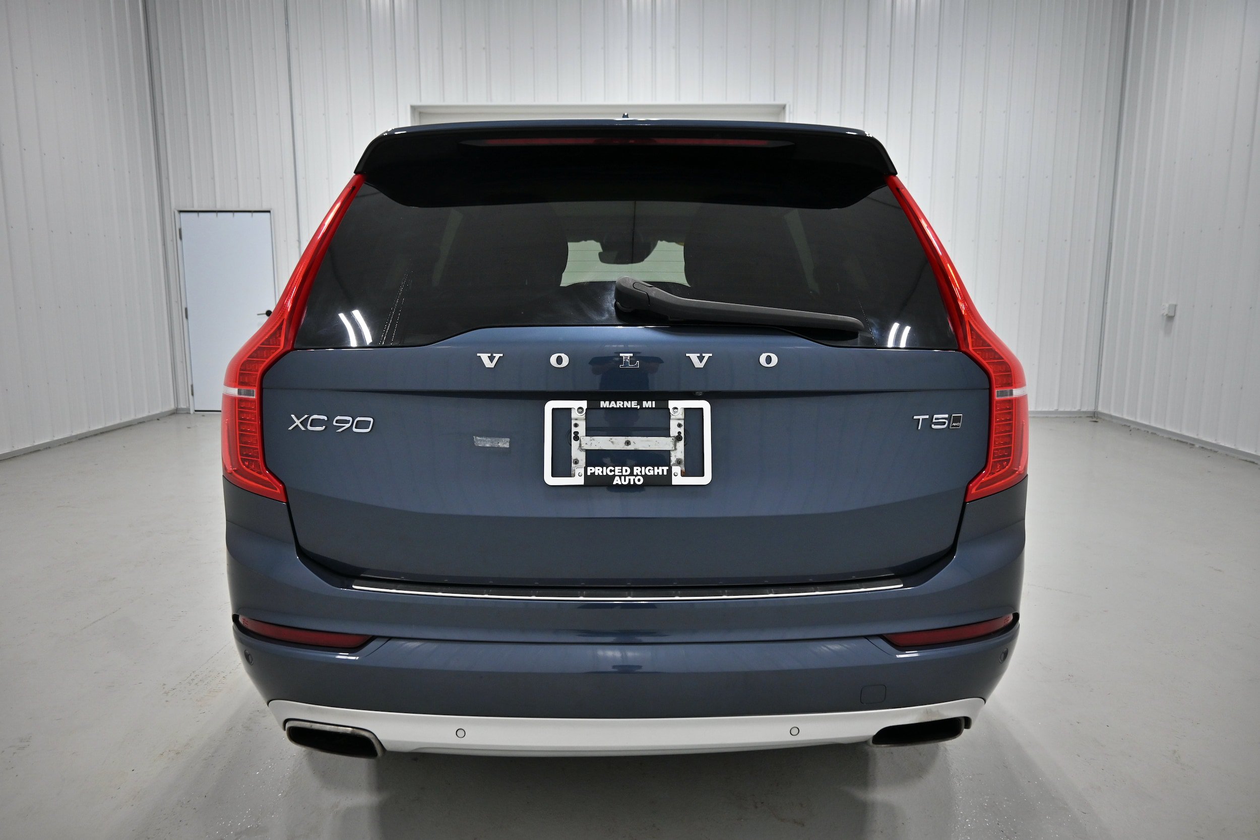 Used 2021 Volvo XC90 T5 Momentum w/ Climate Package AWD/4WD image 33