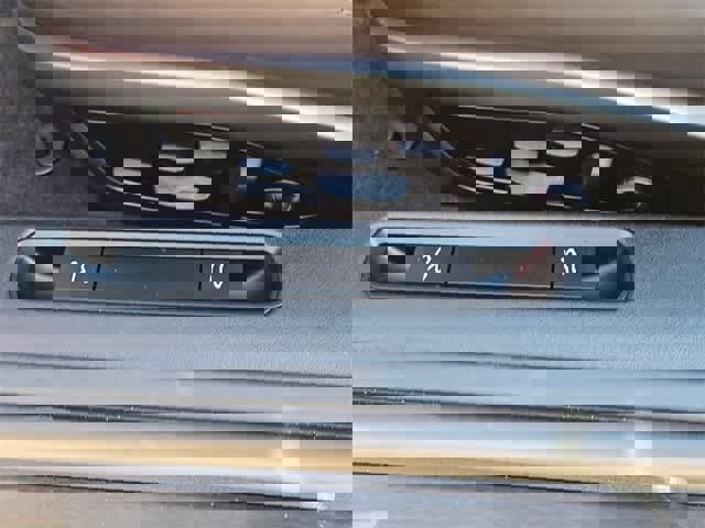 Used 2025 Porsche 911 Carrera 4 GTS image 21