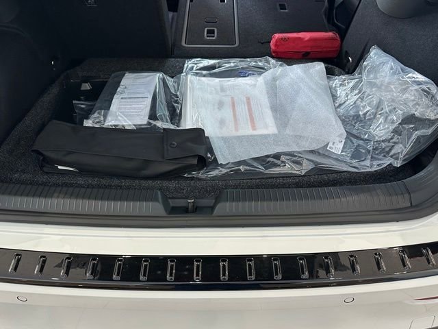 New 2026 Volkswagen Golf AWD/4WD image 18