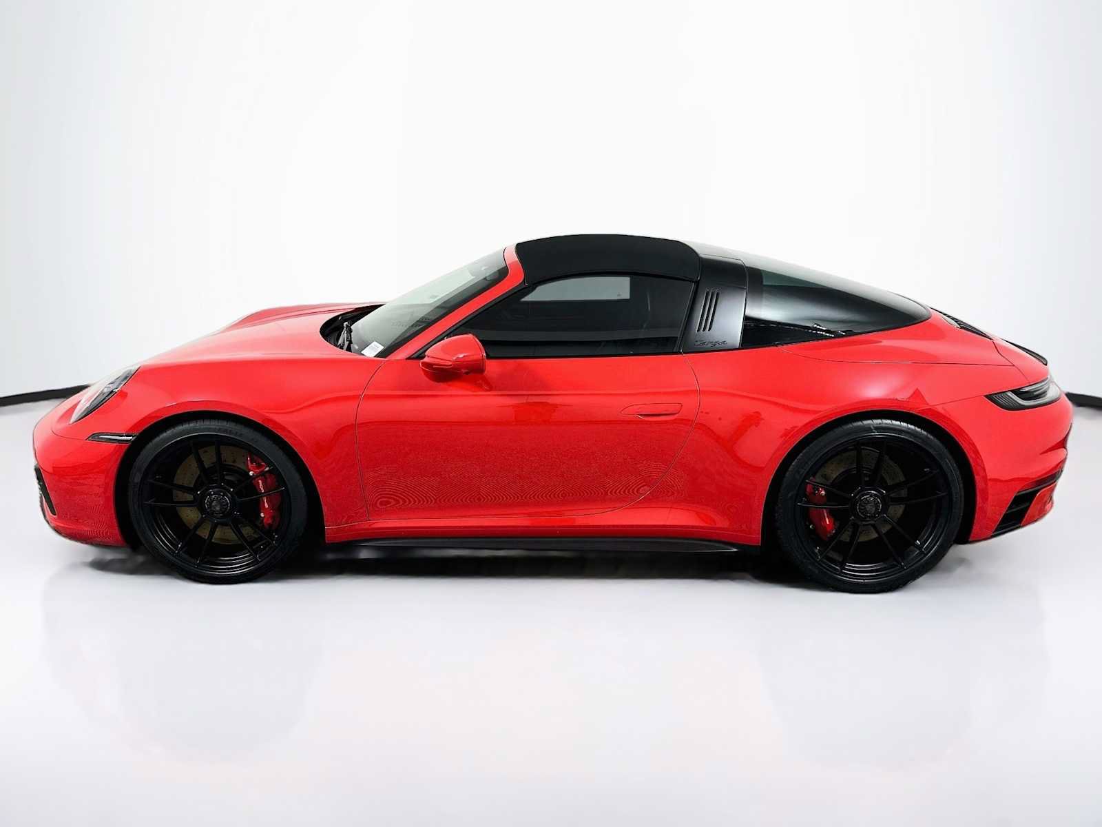 Certified 2024 Porsche 911 Targa 4 GTS AWD/4WD image 2